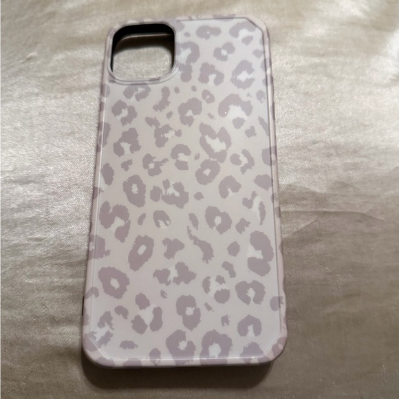 iPhone case bundle - Picture 2 of 4